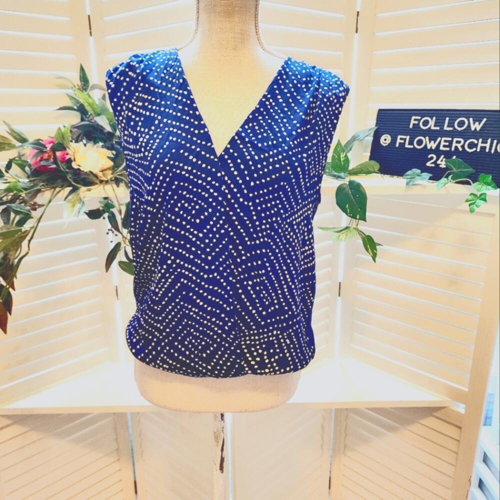 DIANE VON FURSTENBERG NAVY POLKA DOT BLOUSE SMALL